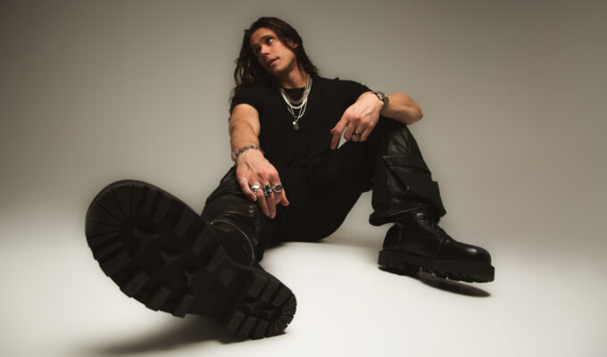 Website header Sullivan King